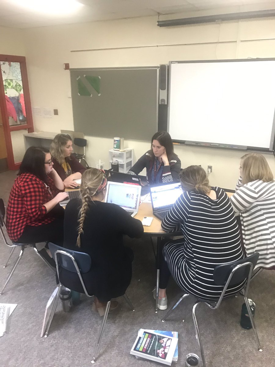 Slater_Curtis_'s tweet photo. Thank You @TEFFLAFL for the grant to support all the @Jrwildcatsroar PLCs to work with @FLRANGERS Literacy Coaches! #flaspd #wyomingway @aimeejo80 @ms_held_teacher @mrs_roy_ @missduhamel https://t.co/jeVc1I35ni