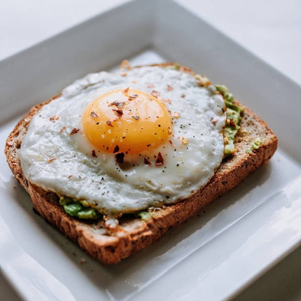 CoreHealthon8th's tweet photo. What does your breakfast look like? Avoid sugary cereals and grab a quick piece of toast and egg! Opt for lighter oils instead of butter and you've got a really #healthy start to the day. 

#corehealthtc #tcmi #wellness #nutrition #wellness #diet #breakfast https://t.co/og8QtSw0AB