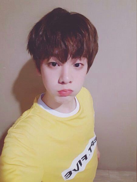 Chensauri00's tweet photo. #따나선장_해피뿌뿌데이  #HappySanHaDay   ⚡💜✨ https://t.co/GJsFfF2DB3
