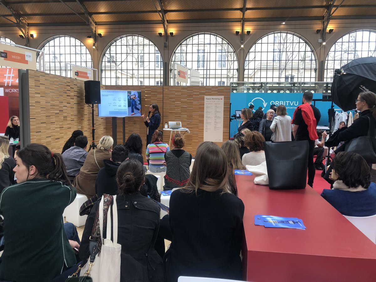 nellyrodi's tweet photo. #Heuritech prend la main sur le workshop et vous accompagne dans l’optimisation de votre plan de collection pour répondre à la demande #SalonTraffic https://t.co/AAXB1MOeEq