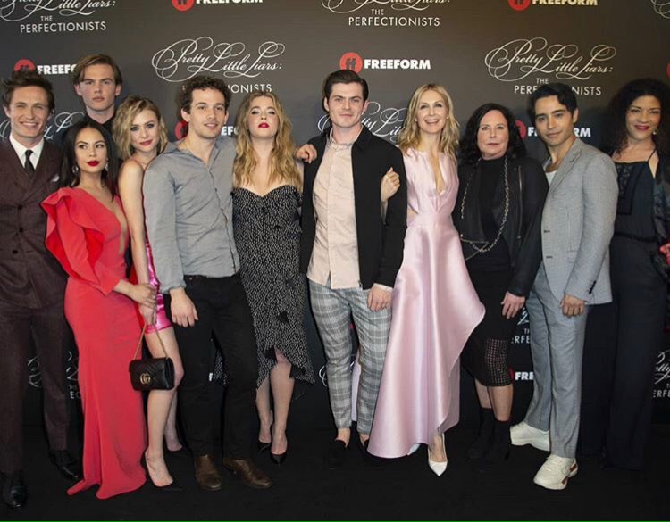 gossipgbr's tweet photo. Hoje estréia a série com a Kelly Rutherford nossa eterna Lily van der woodsen no elenco "The Perfectionists". Saiba tudo sobre a série Siga @PLLTPBrazil e visite https://t.co/iwW8bJVlcb https://t.co/C2jPcW2z1I