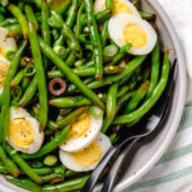 re_eats's tweet image. String Bean #Salad | bit.ly/2FpGUz6 | #3PP #5SP #EasterRecipes #LentenFriendlyRecipes #Lunch #Recipes #Sides #Summer #ThanksgivingRecipes