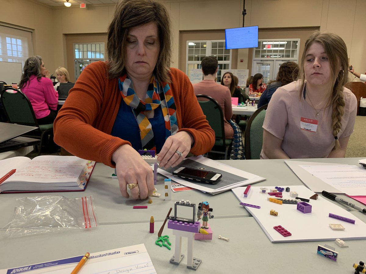 Courtney is building a future ready classroom #Engage2Learn-Learning #forneyfamily