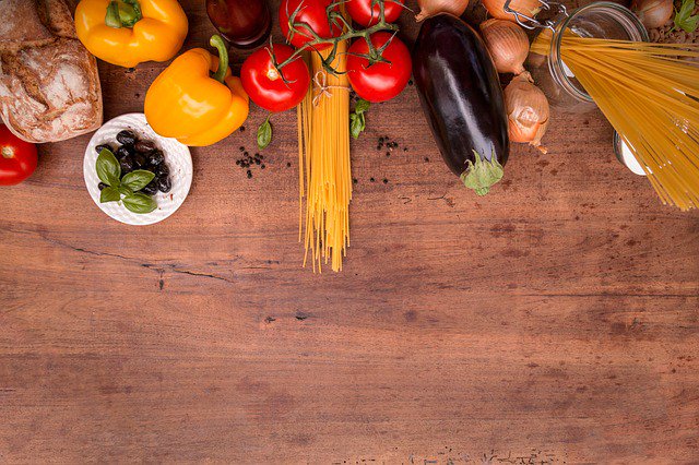 MyIBD's tweet photo. Ask ten people with inflammatory bowel disease about their diet and you will get ten different answers about nutrition,recipes, and how symptoms are affected. This is because there is not one single answer about diet and nutrition when it comes to IBD.
https://t.co/cY5toMA77G https://t.co/H01OAWWzoW