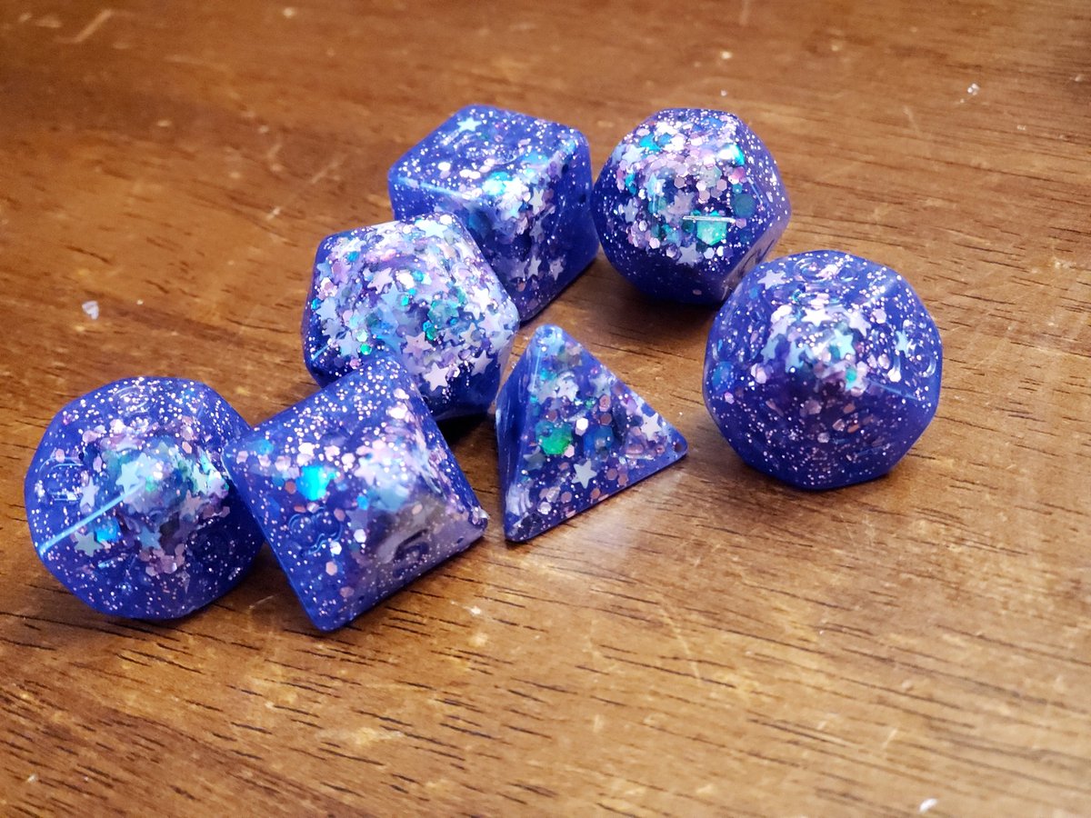 CyanineEyes's tweet photo. my first attempt at making a dice set!!! i really really am head over heels with these tbh. really enjoying this so far!! gotta clean them up and then paint the numbers! #dice #dicecreation #dicemaking #dnd #dnddice #customdice https://t.co/cVPB1wBqQj