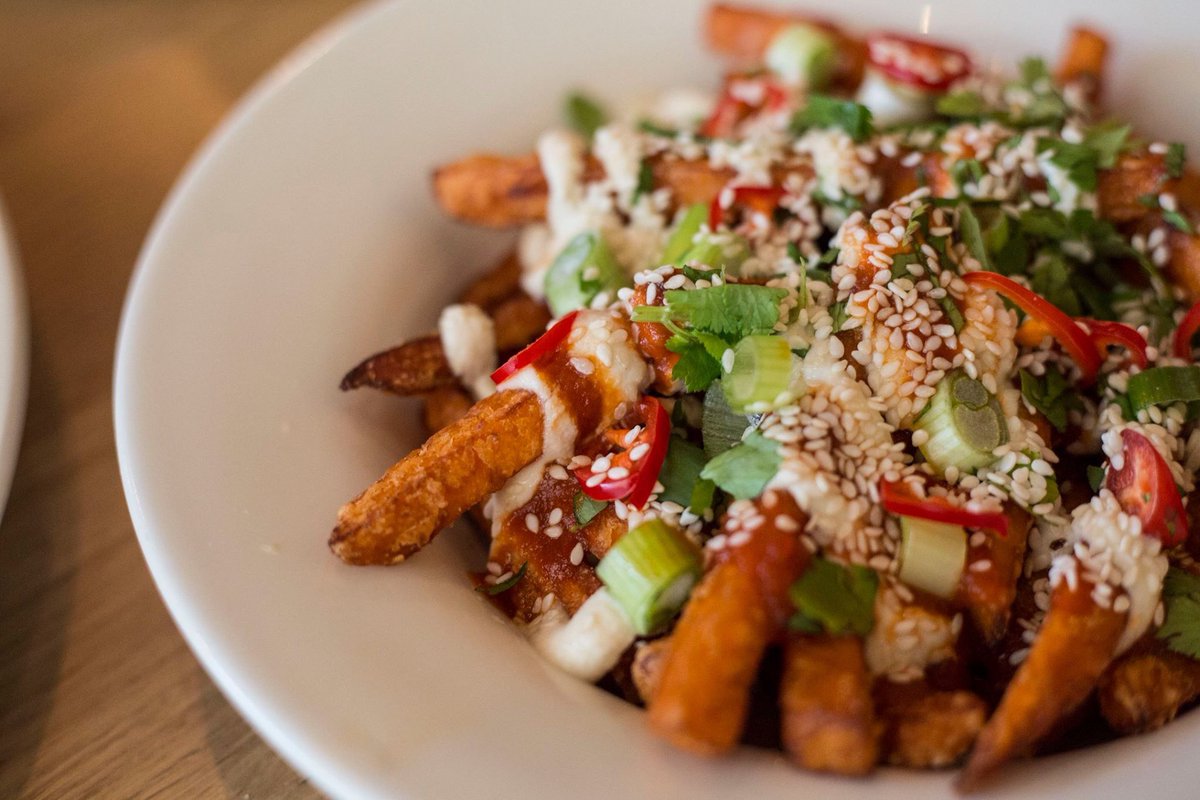 Load ‘em high! 

You know we got you covered with your beer fest eats! 

Check the food our guys have on offer this year.

#hawksheadspring19 #beerfest