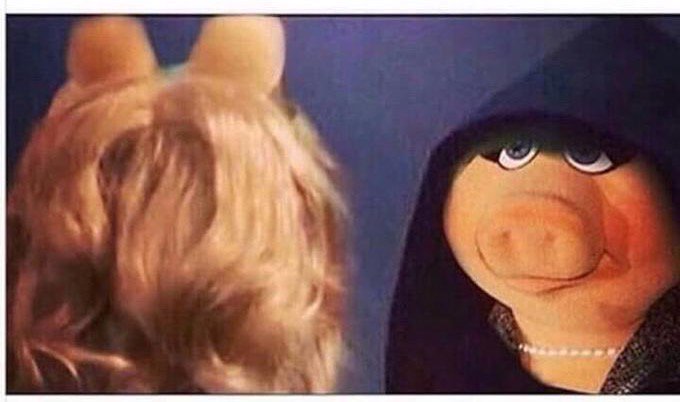 || Una-Rogg: I love my father, and would never seek to disappoint or dishonor him.
Una-Rogg to herself: Show Genis-Vell what that mouth do.