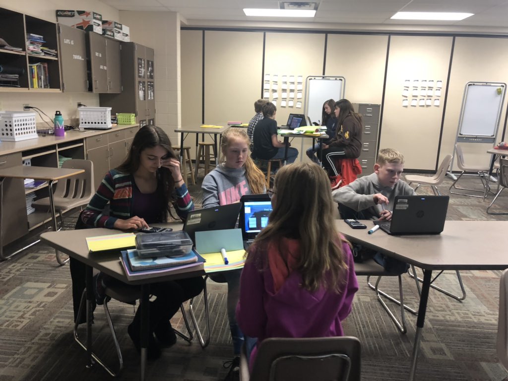 CariKennedy376's tweet photo. Let’s talk about math talk! These kids talk math every time we play @quizlet live! Today we practiced what we have been learning. I love hearing the explanations they give each other. I adore my job. #bEAST #RCASforward #blendedlearning https://t.co/NMTuVxGPc8