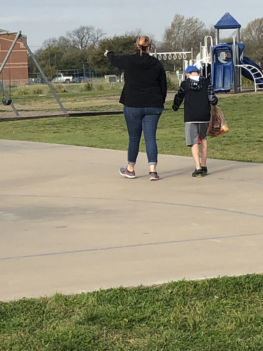 missjames29's tweet photo. Today, we took a community based learning trip to Brookshire’s and practiced our shopping skills, expressing wants and needs with AAC and visual from @n2yinc and following a recipe. We made some DELICIOUS “Leprechaun Bait”. #resread #robinsonisd @robinsonisd https://t.co/OA6a98Q9ww