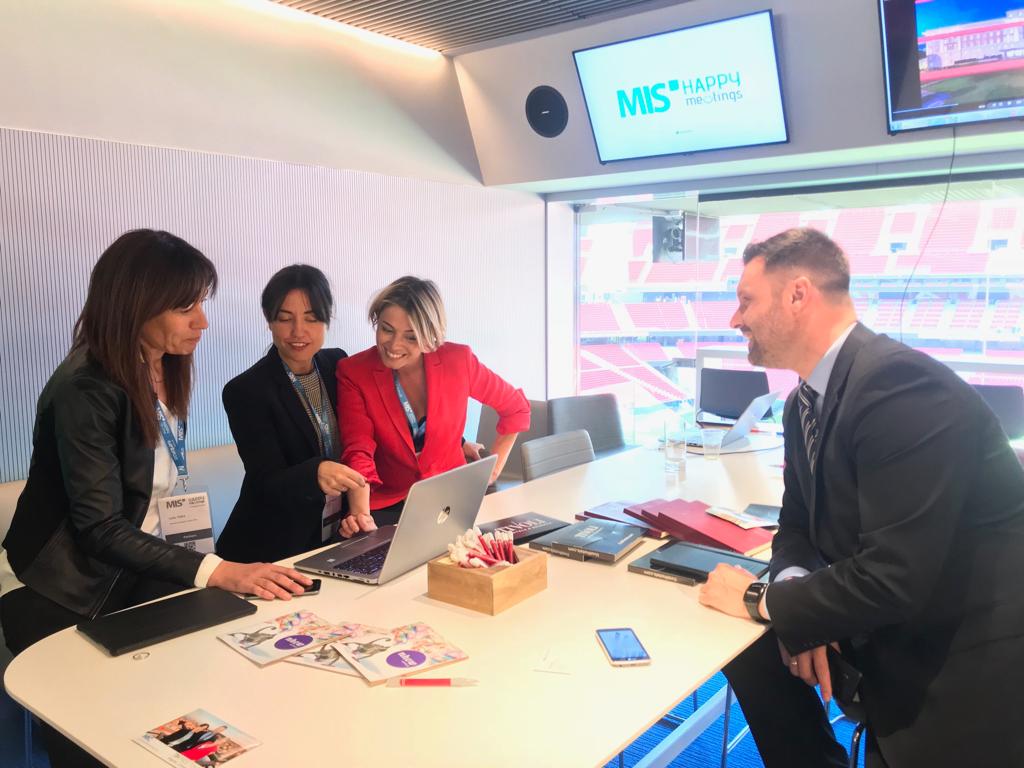 MinorPRO_'s tweet photo. Estamos encantados de poder decir que hoy somos patrocinadores de #meetMIS, organizada por @grupoeventoplus en @Metropolitano, donde podrás conocer a los proveedores del sector de los #eventos de primera mano. ¡No te lo pierdas! https://t.co/eXwPd2CeTn