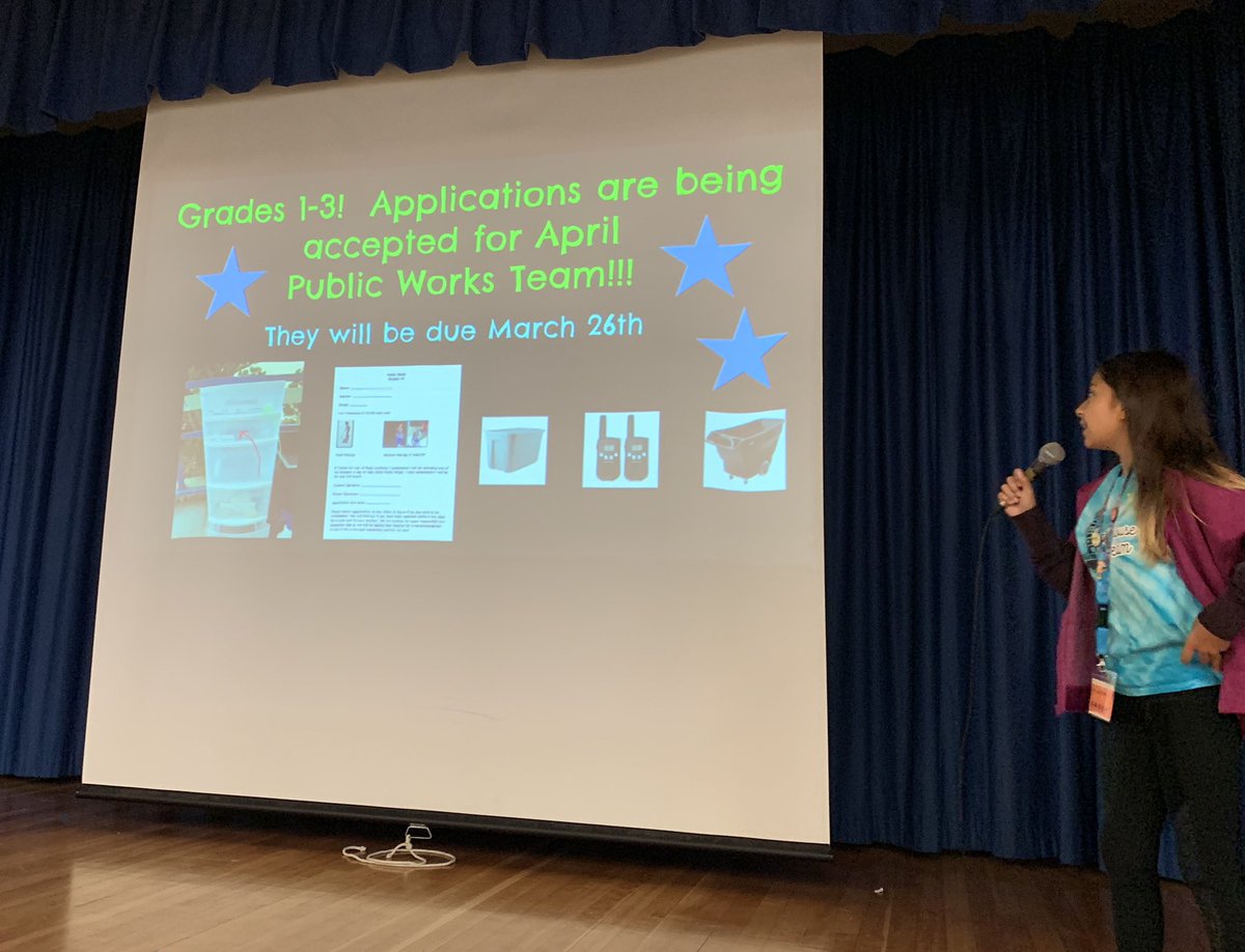 MrsWhitcombEDU's tweet photo. Applications for Public Works team taking place now! Who’s visiting the Star Store today? Great announcements at #LEADtime @atlaselem #VUSDStrong https://t.co/go69uMKBX3