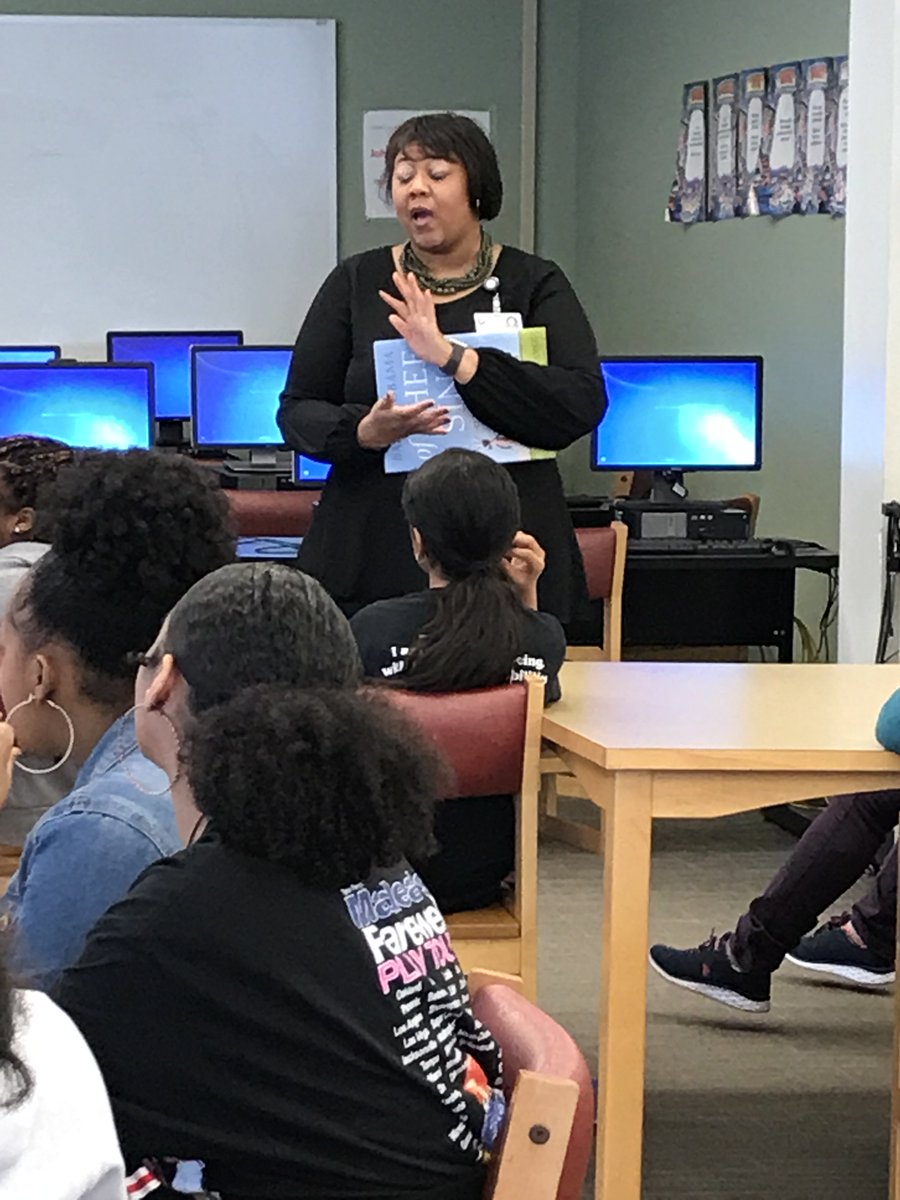 JEShepardMiddle's tweet photo. Thank you Dr. Hardy sharing about Careers to our Sister 2 Sister group for Women’s History Month! #SMSGrowthSuccessNothingLess #WeAreDPS https://t.co/1N7oE3DjyW