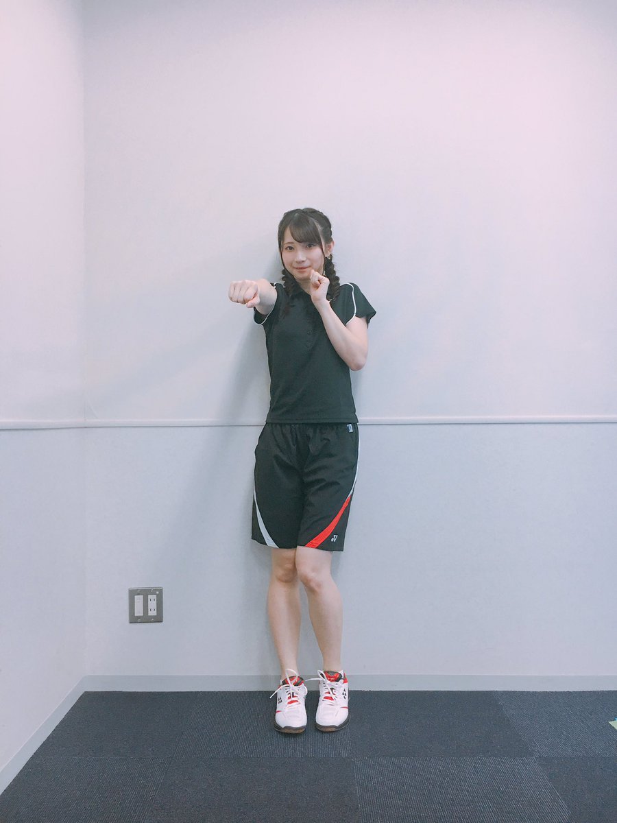 _kuroki_honoka's tweet photo. #バドガ放送部 聴いていただけましたか？なんと来週で最終回を迎えます…！うおぉん😭
次回は初の5人揃っての放送です！楽しくお話しするので、絶対聴いてくださいね〜💫かにゃ、かおりん、ゆいぽん、わっちゃん、そしてはねっ子ちゃんたち！よろしくな〜🐭💸🏃‍♀️🖋🍜🏸

半笑いぱんち #バドガ https://t.co/rqy6HSpVBo