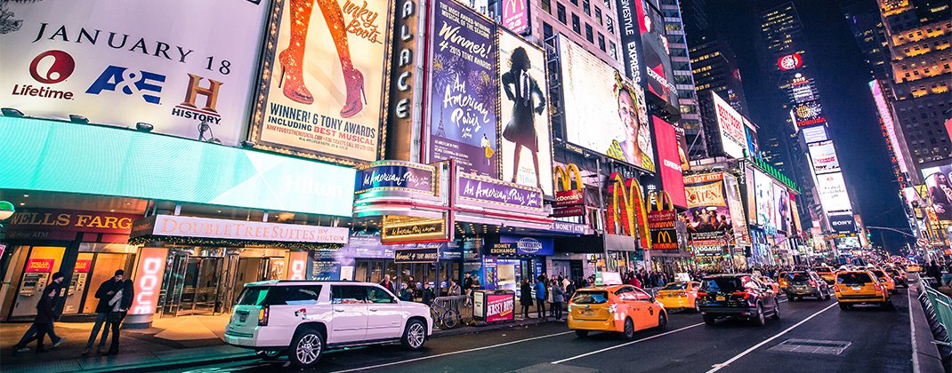 As technology advances #Marketers continue to find new, creative ways to advertise their products.

#advertising #digitalmedia #video