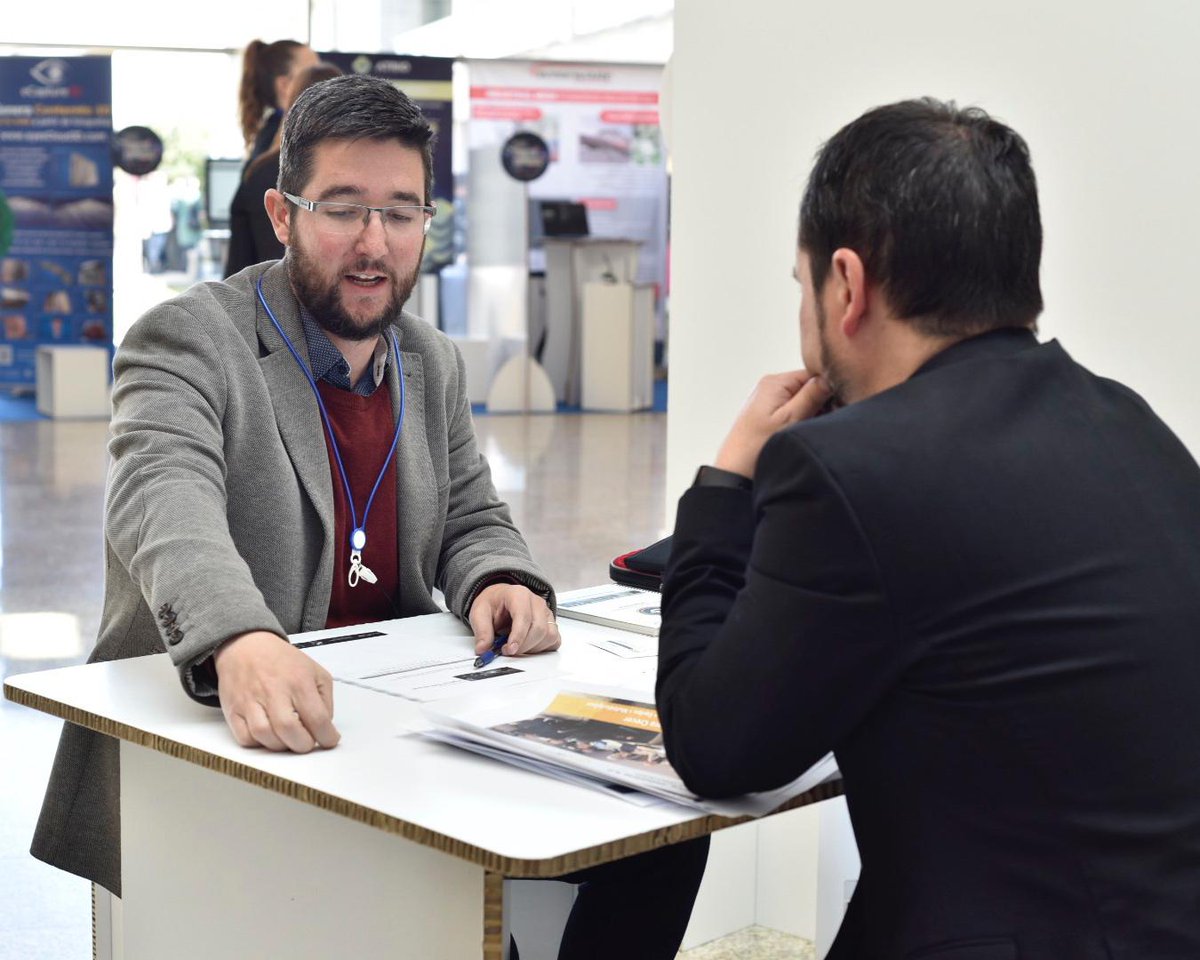 bersconsulteam's tweet image. Hoy, nuestros consultores @JPiedehierro y @CarlosGRP, estuvieron atendiendo el Stand de nuestra empresa en el Foro #ConectaEmpresas de @JuntaEx_Empresa celebrado en el @ccmijesususon de #Caceres, y asesorando a industrias y empresas sobre #Industria40 y #TransformacionDigital