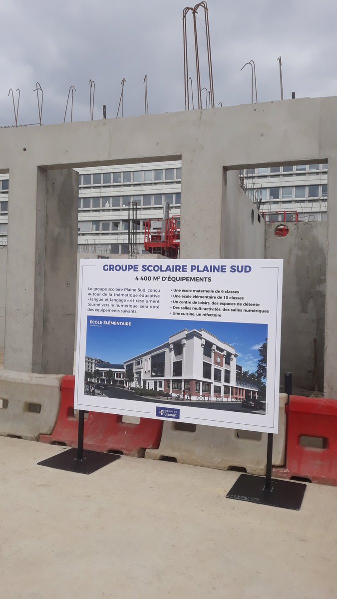 arnaud_delrot's tweet image. Pose de la première pierre du groupe scolaire Plaine sud par Mr le Maire Jean Didier Berger
#Clamart @JD_Berger @MairiedeClamart