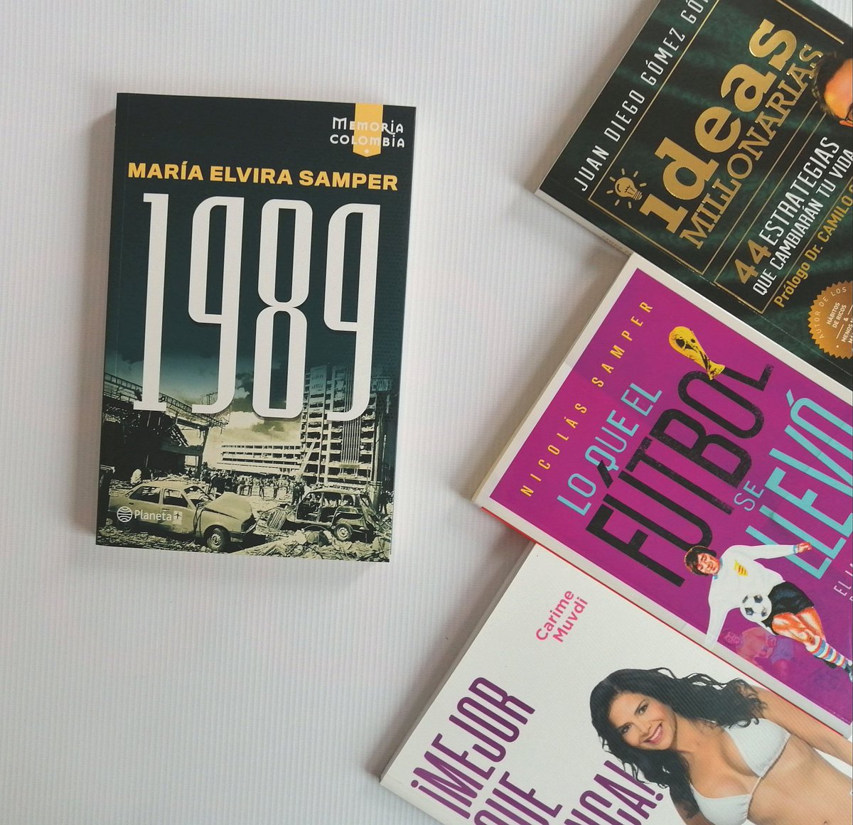 ¡SORTEO!

Seguimos celebrando los 50.000 seguidores con este #KitPlaneta que incluye 1989, el libro más vendido en Colombia, parte de nuestra colección #MemoriaColombia.

Solo deben dar Like y RT a este tweet. Ganador al azar mañana. Válido solo para 🇨🇴.