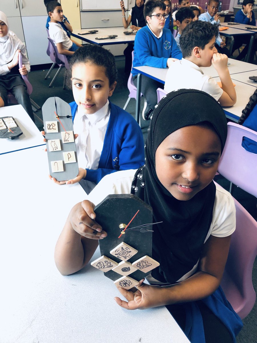 heppdt's tweet photo. More splendid outcomes from the pupils @PyebankSchool today - it’s been an absolute pleasure, I look forward to working with you again soon 👍🧰💥 #dtinprimary #steminprimary #primaryrocks #SheffieldisSuper #heiroglyphics #egypt #topiclink https://t.co/9Tx0ZO5ZlC