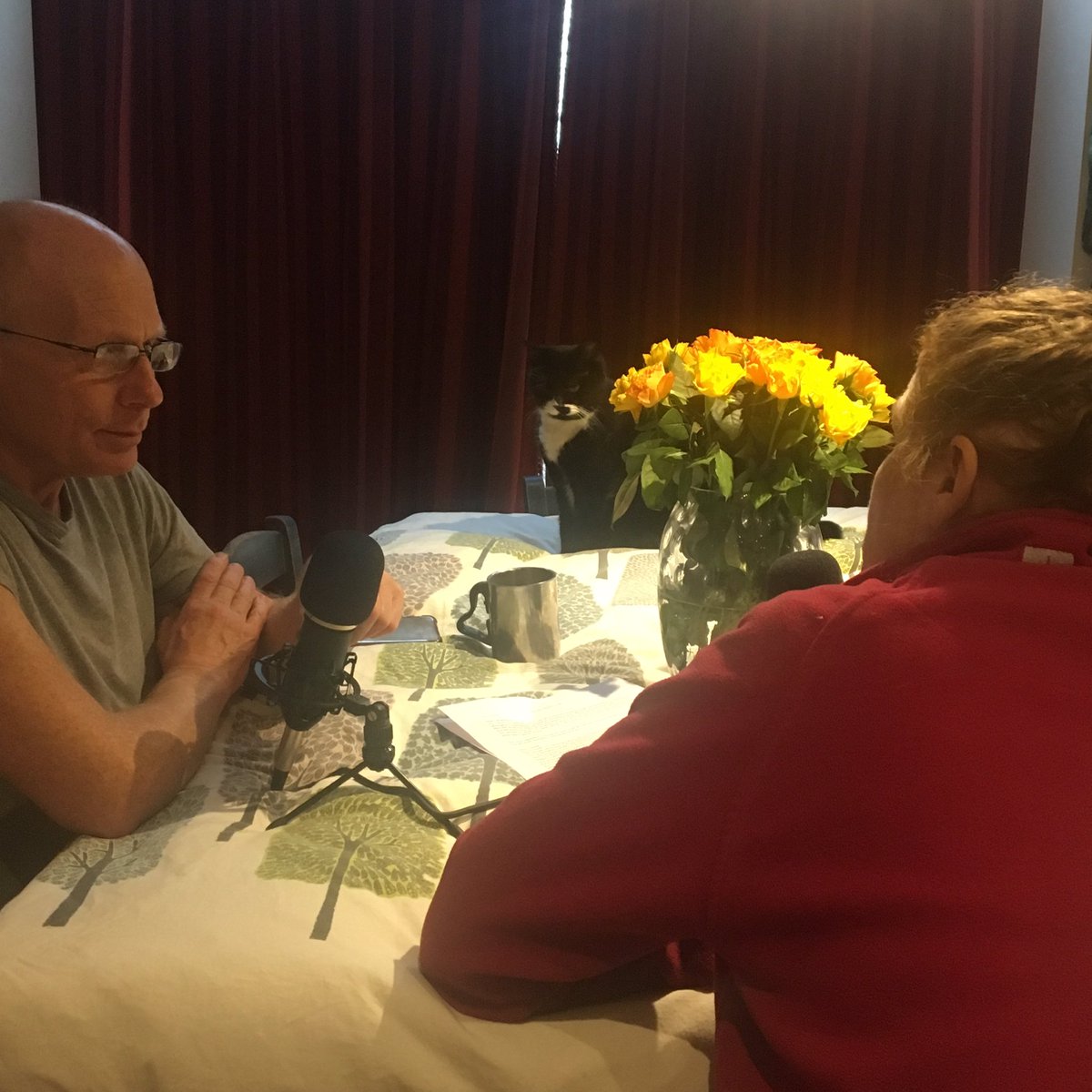 ClaretPodcast's tweet photo. We have a third speaker joining us for the recording of episode 2 🐱 https://t.co/GEa50LHxh9