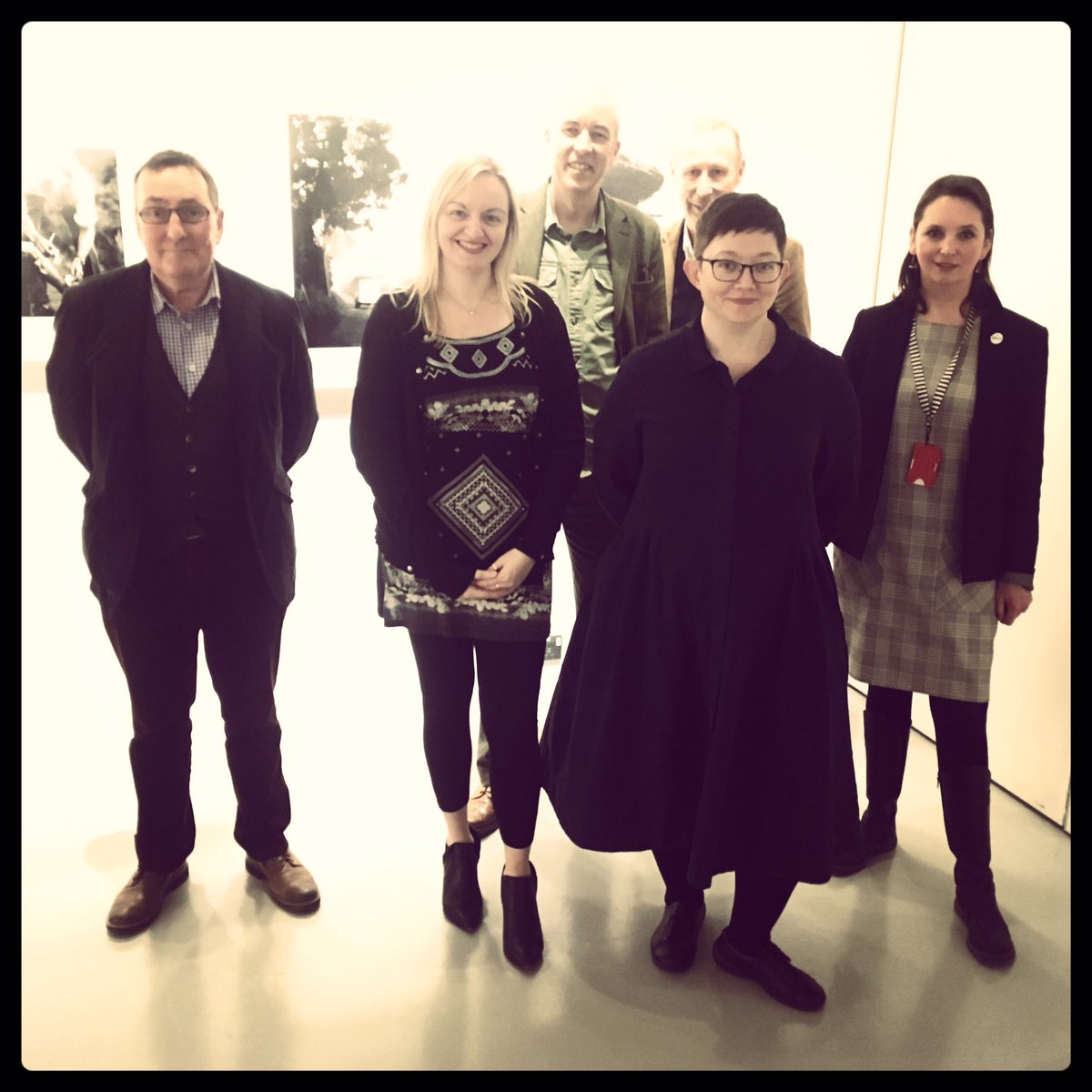 jojo_durrant's tweet image. 🎧 It’s Ep25 of Jo Durrant’s Beautiful Universe this Sun 5am @BBCGlos. Feat- A Fortunate Man exhibition @readingthefod; silversmith Zoe Watts from Chalford; a Unibus at @JetAgeMuseum &amp;amp; Fest Flashback is my chat with @CourtneyPine1 at 2018 @CheltJazzFest