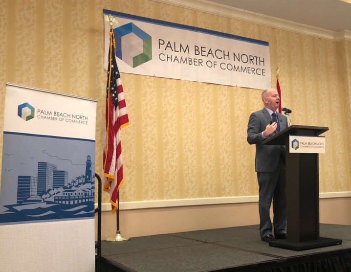 MerchantStrat's tweet image. Great way to start the day with #Senator @George_LeMieux enlightening us on Florida’s unique history “Florida Made: The 25 Most Important Figures Who Shaped the State." Proceeds go to The LeMieux Center for #PublicPolicy at @PBAUniversity Thanks @pbnchamber for the stellar event!