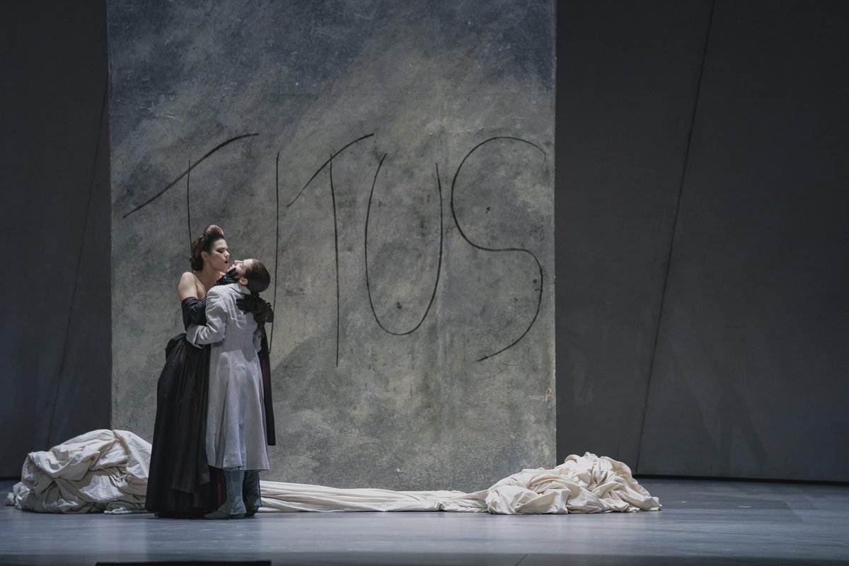 maggiomusicale's tweet photo. Stasera mercoledì 20 marzo, ore 20, la prima di #LaclemenzadiTito di Wolfgang Amadeus Mozart: dirige Federico Maria Sardelli per la regia di Willy Decker! In diretta su @Radio3tweet e dal palco #neverlandof sul nostro account Instagram!
Biglietti su --> https://t.co/4CReuRyYZ2 https://t.co/z13Ft5c0s2