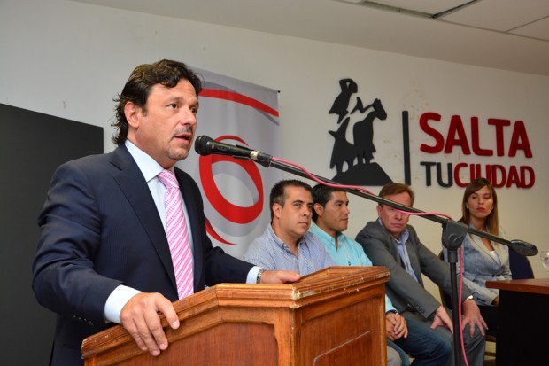 EscMuniBoxSalta's tweet photo. Mañana Jueves 21 de Marzo a las 11 horas en Caseros 711 lanzamos en Conferencia de Prensa el ciclo 2019 del boxeo de la ciudad de Salta con la presencia de los boxeadores y autoridades. Los esperamos!!!  @GustavoSaenzOK @CooperadoraSalt @MuniSalta #UnionProvincialBox #FeSalBox https://t.co/nGzQBFqAQ9