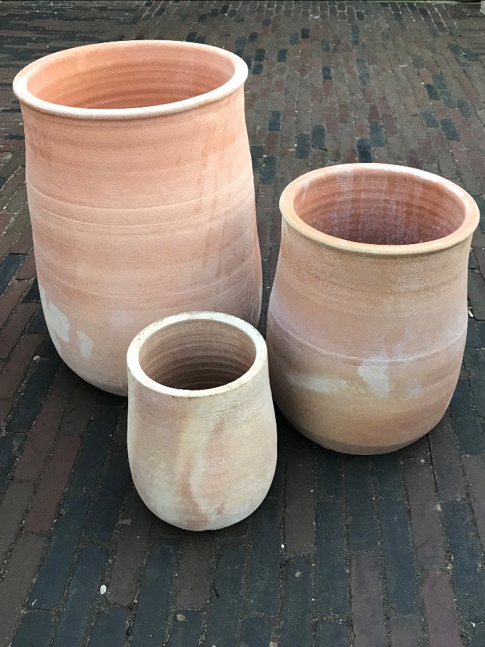 Spring at Pots and Pithoi - Introducing our new contemporary designs. 

mailchi.mp/potsandpithoi.…