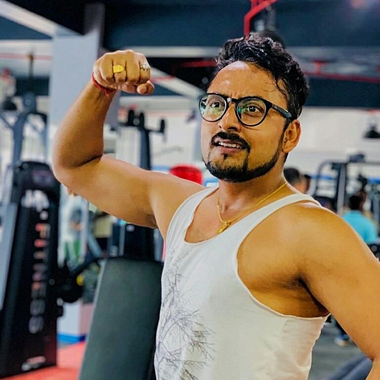 kshitizni's tweet photo. #NewProfilePic https://t.co/vwu45KRNUV