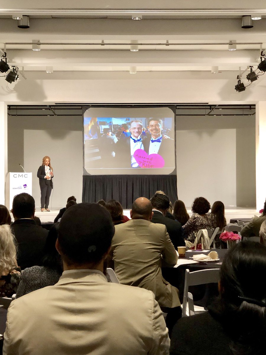 IntlDwtnAssoc's tweet photo. Jamillah Jordan with @MIGCommunity discusses community development, public health, transportation and policies through a social equity lens. #WCUDF19
@IntlDwtnAssoc @CADowntownAssoc @LAFashionDist https://t.co/XInIiDBeOd