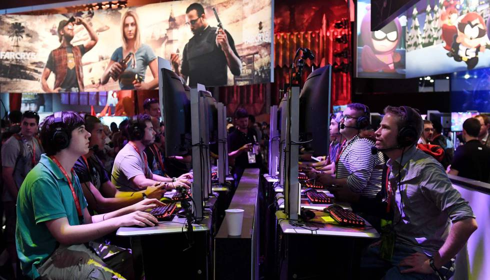 itmgz_'s tweet image. El móvil catapulta al videojuego como principal industria del ocio #Fortnite #GameDeveloperConference #Unity it-mgz.com/wp-content/upl…