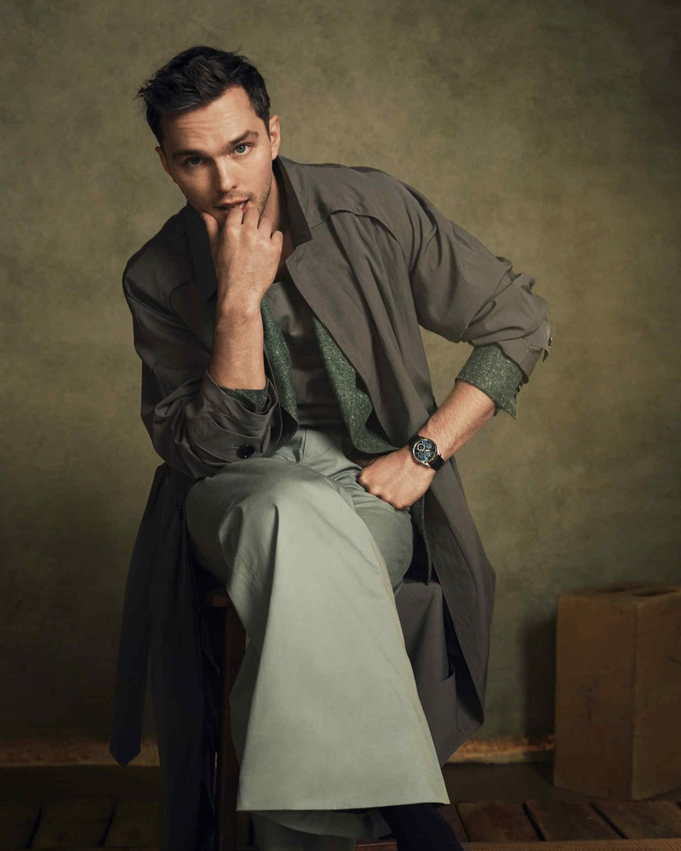 Loft_Studios's tweet image. Could this be a sneaky peek of Nicholas Holt's latest movie....? Alas not. It's a shoot he did at @Loft_Studios for @FinancialTimes