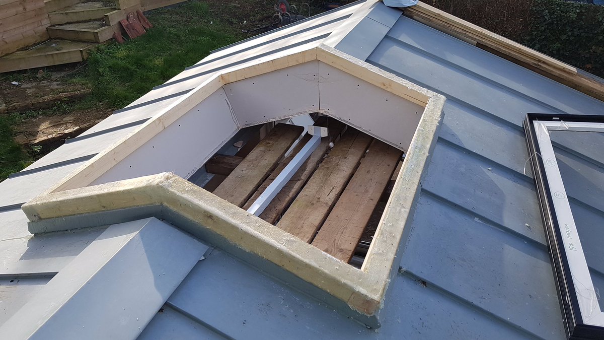 rooflightSOLS's tweet photo. A couple of before and after shots of a ridge-light installed today by our team! Also pictured one of our standard flushglaze rooflights. #glazing #rooflights #flushglaze #design #london #selfbuild #rls #skylights https://t.co/k0ZqbBP3Qz