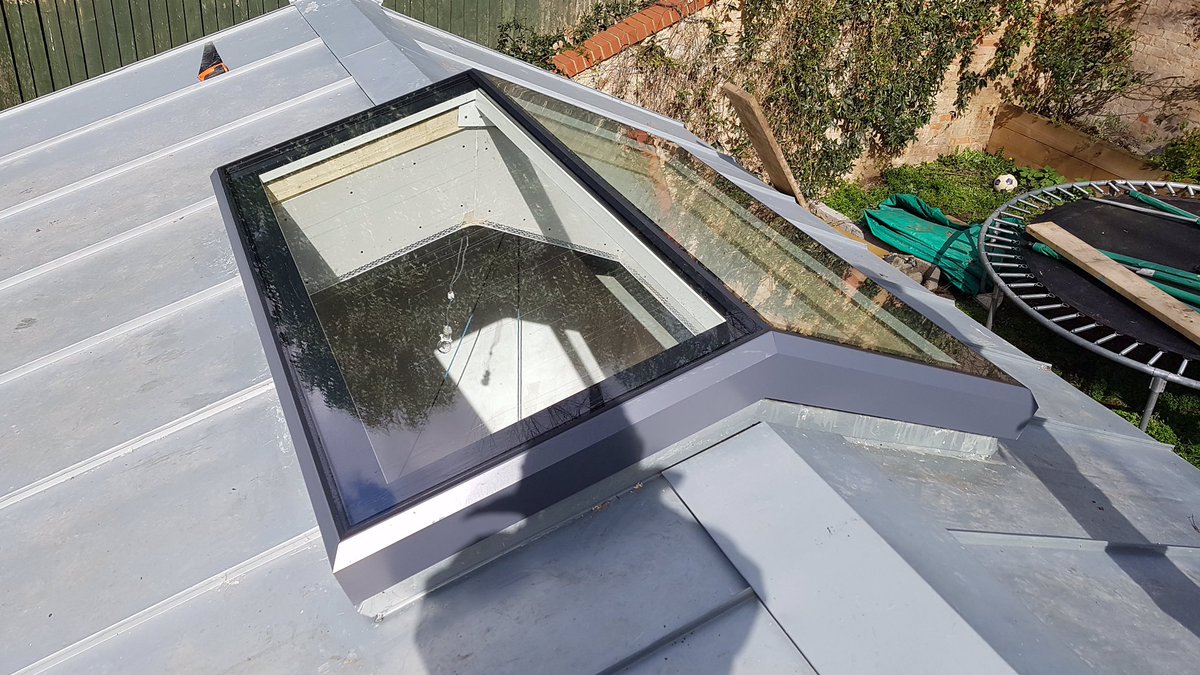 rooflightSOLS's tweet photo. A couple of before and after shots of a ridge-light installed today by our team! Also pictured one of our standard flushglaze rooflights. #glazing #rooflights #flushglaze #design #london #selfbuild #rls #skylights https://t.co/k0ZqbBP3Qz