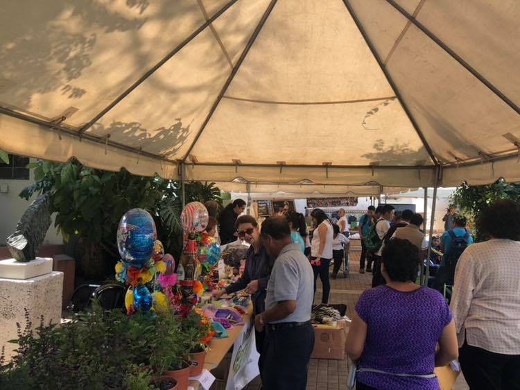 fundacion_paiz's tweet photo. ¡Ya a unos minutos de abrir puertas!
BAZAR X AYUDAR 🙌🏻🙏🏻🙌🏻
.
#Educaidguatemala #GlobalGiving #HappyClick #Guatemala #donación #segundaoportunidad #Crowdfunding #Fundraising #ayudahumanitaria #donate #hope #recaudaciondefondos #fundraiser #fondosbeneficos #YoDono #computadoras https://t.co/IxlXIp4PEk