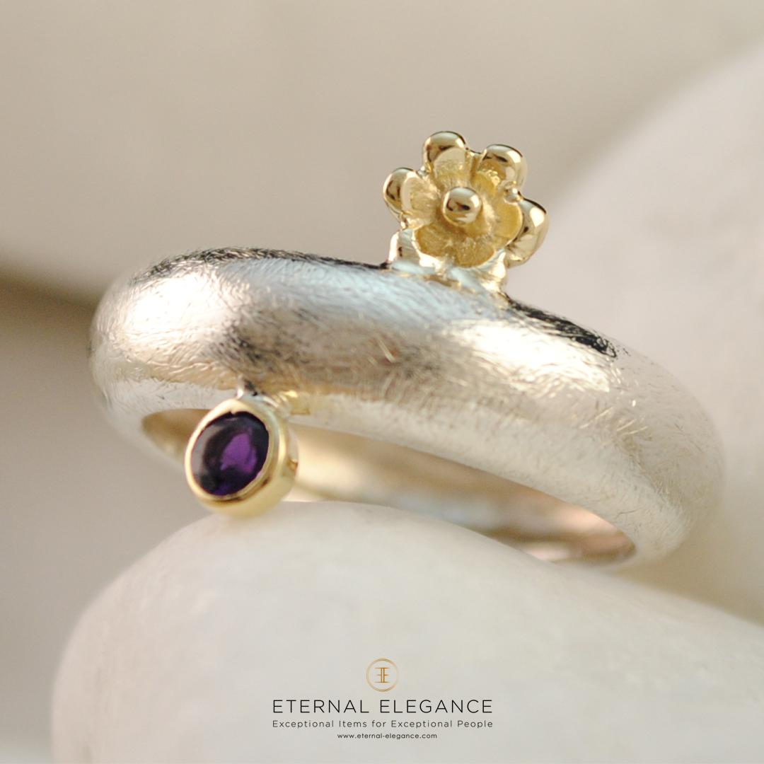 EternalElegance's tweet photo. Happy #FirstDayOfSpring! 🌸🌻 Decorated with a Mycenaean Rosette, this lovely #ring by A.LeONDARAKIS jewellery is a perfect way to celebrate the season! ➡️ https://t.co/eRnsfb4wgf #spring #rosette #flowerring #amethystring #handmadefinejewelry  #leondarakis #eternalelegance https://t.co/TuLNKwIHmA