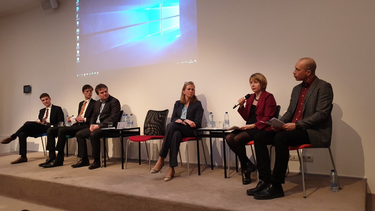 dawud_ansari's tweet photo. Blue gas, natural gas, no gas ? The high-level panel at the final @SET_Nav policy event (hosted @CEPS_thinktank) discusses with gas experts Franziska Holz (@DIW_Berlin) and @ruudegging (@NTNU) their visions of the future of gas between #cleanenergy and #strandedassets. https://t.co/UrXECqkuaY