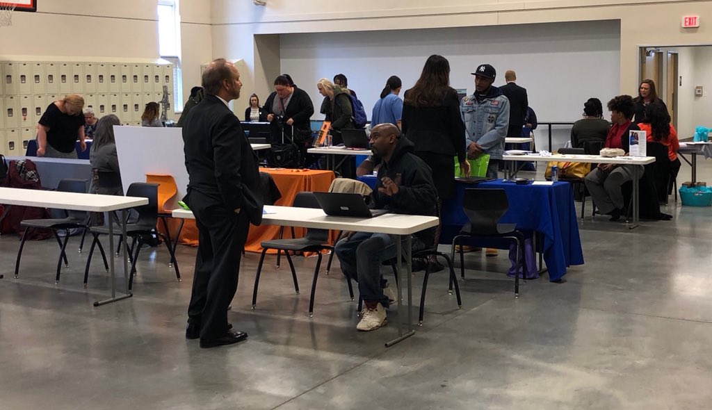 workoneindy's tweet photo. #Wednesdayatworkone is happening right now at 4410 N Shadeland! Come by again next week to meet employers between 11:00am and 2:00pm @EmployIndy #WorkforceWednesday #indyjobs https://t.co/mdWsMOlIDR