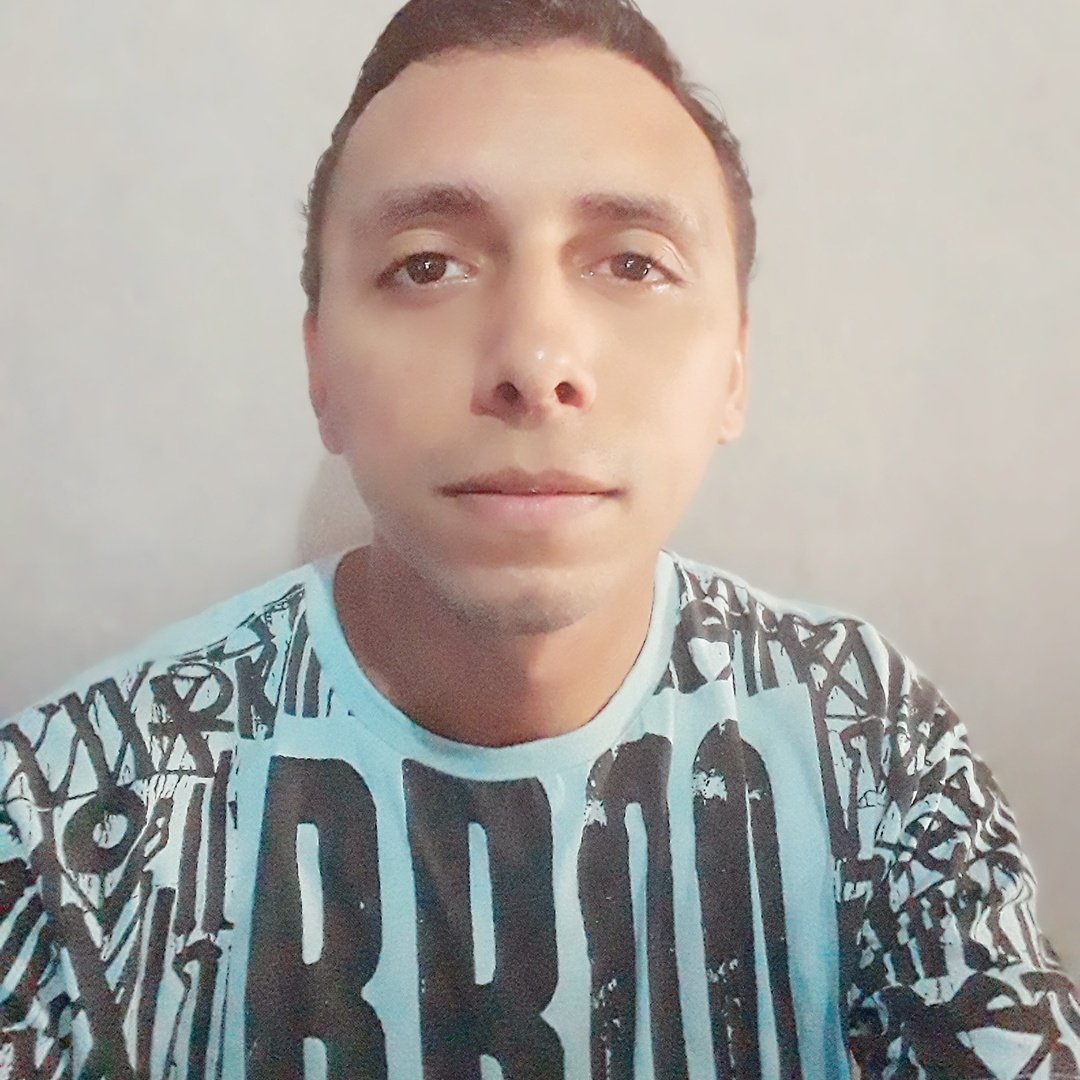 beckcombr's tweet photo. Mais de 700 seguidores chagando junto. Obrigado! ✌️😎
#adrianomonteirooficial #compositor #midiassociais #instagrammer #midiakit #anunciecomigo #followtrick #permuta #blogger #marketingdigital https://t.co/eyPPlLLNjo