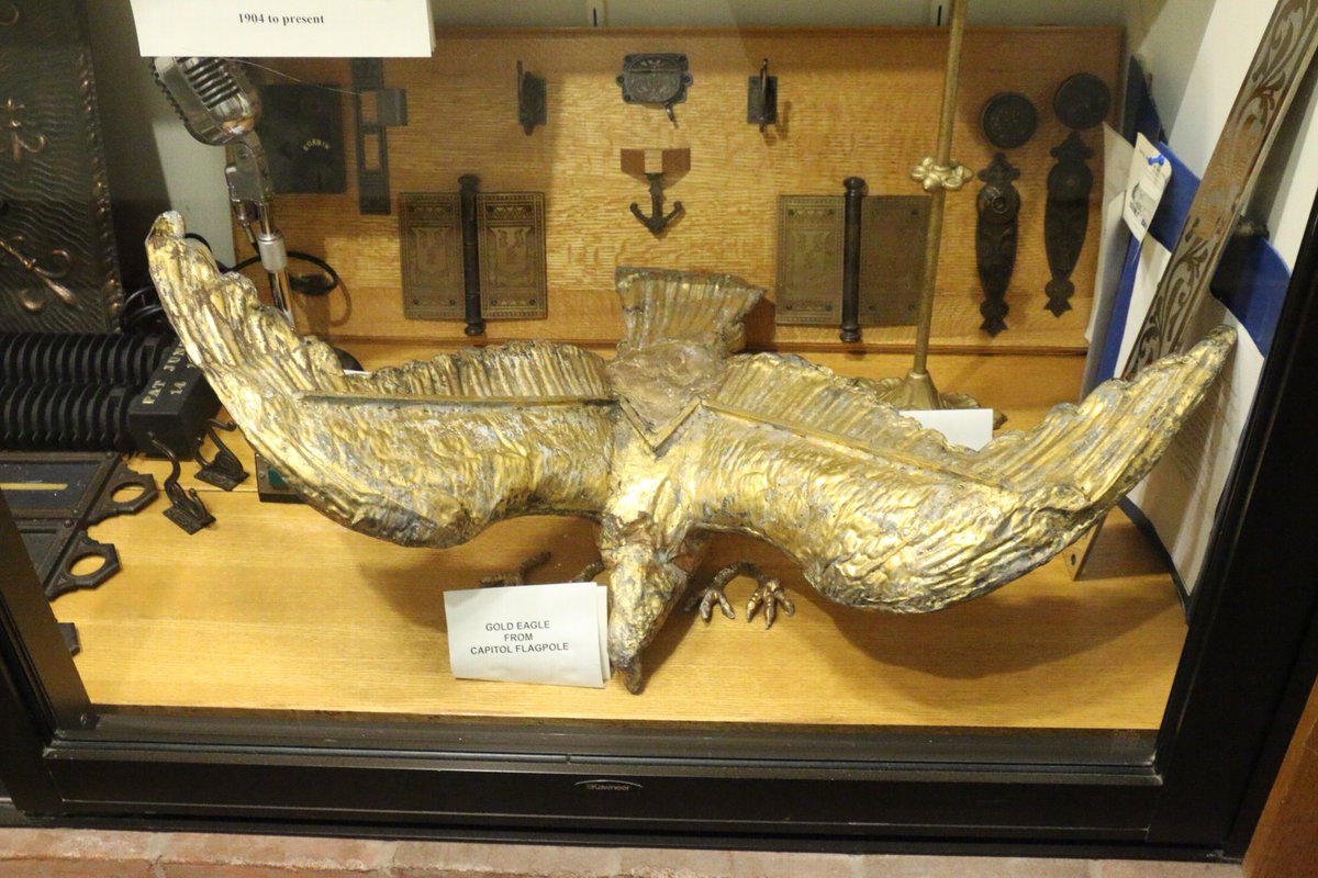 CTLegInternship's tweet photo. Here is the gold eagle from The Capitol's flag pole! #ConnecticutHistory https://t.co/dE5PeaYQEq