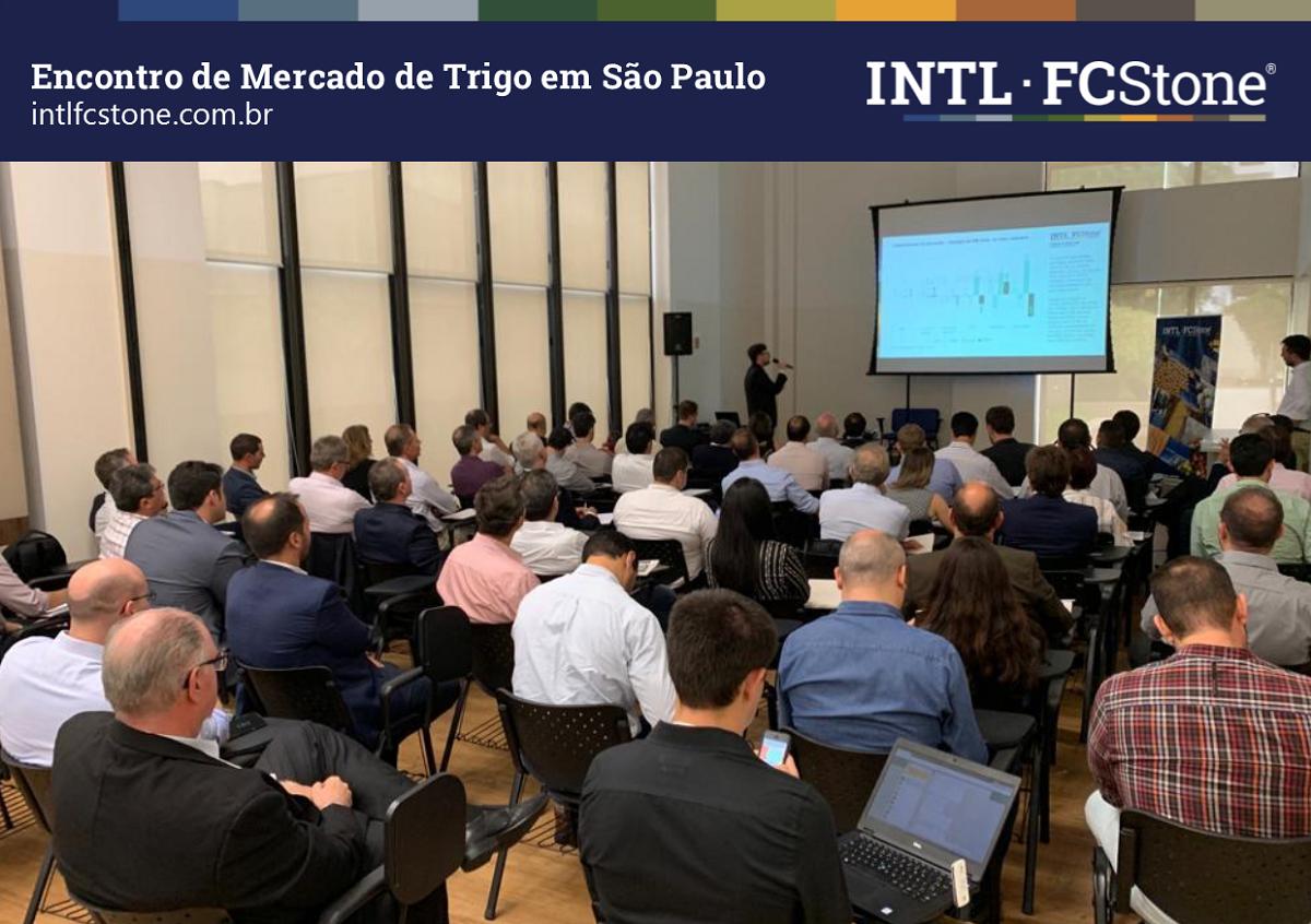 #EVENTO Casa cheia! Nesta tarde a @FCStoneBrasil reúne clientes para atualizar as perspectivas e estratégias do grupo referentes aos mercados de trigo e câmbio em São Paulo.