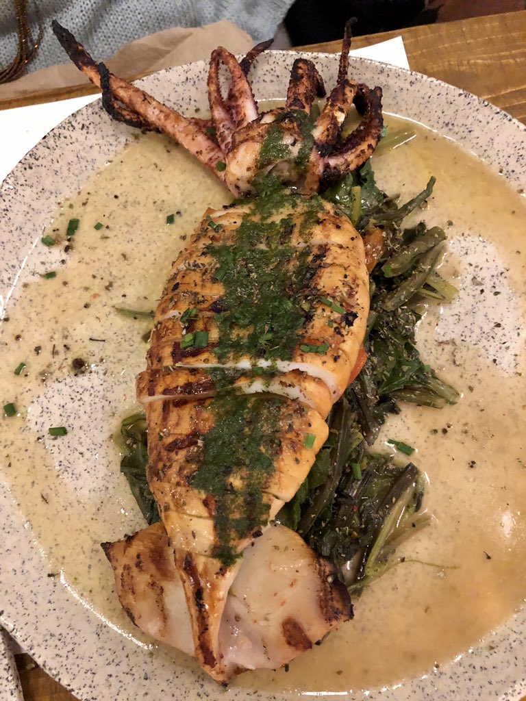 FlyingOliveFarm's tweet photo. Dinner in #greece. #greekfood with the best #oliveoil #vrisi36 proud sponsor of #mygreektable on #PBS https://t.co/rDx1X8QpxD