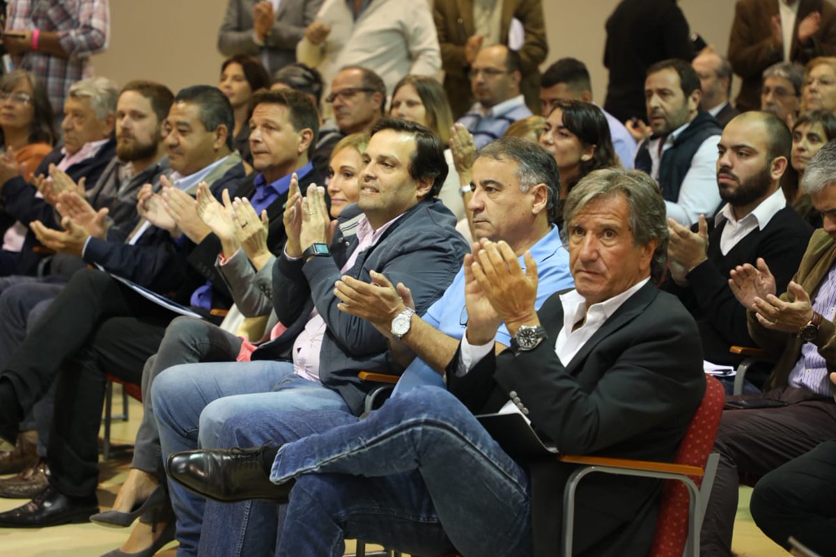 JDebandi's tweet photo. Nos encontramos en @UNLaOficial en el seminario  "Provincia y Municipios: Situación Actual, Desafíos y visión de Futuro" Pensamos junto a intendentes y legisladores como construir Gobiernos locales, democráticos y participativos a la medida de las necesidades de nuestros vecinos https://t.co/Xvm6Bz7r3e