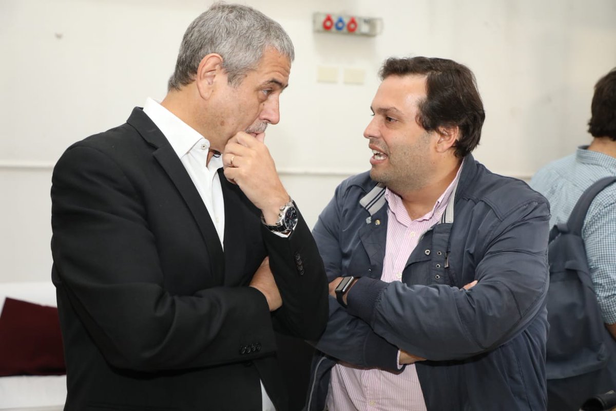 JDebandi's tweet photo. Nos encontramos en @UNLaOficial en el seminario  "Provincia y Municipios: Situación Actual, Desafíos y visión de Futuro" Pensamos junto a intendentes y legisladores como construir Gobiernos locales, democráticos y participativos a la medida de las necesidades de nuestros vecinos https://t.co/Xvm6Bz7r3e
