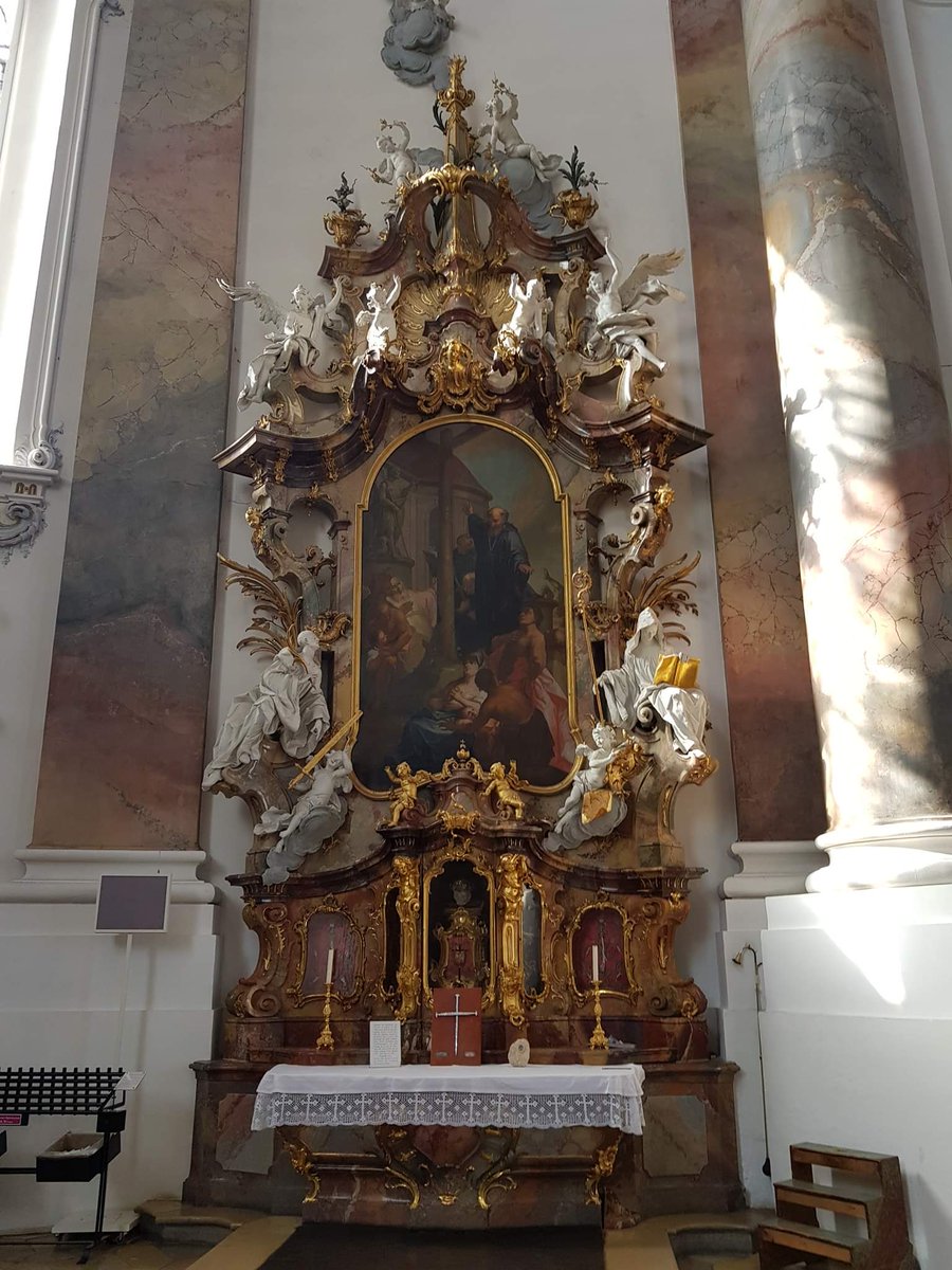 OblOSB2017's tweet photo. Mit Freude und Dankbarkeit denke ich an den 20. März 2011 . Damals durfte ich vor Abt Paulus Maria Weigele OSB und dem gesamten Konvent der Abtei Ottobeuren im Chorraum unserer Basilika mit dem "Suscipe me, Domine" mein Oblationsversprechen ablegen. https://t.co/i9t2I5cHfd