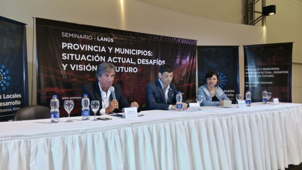 GobLocalesDes's tweet photo. #AHORA Comenzó el panel de Políticas sociosanitarias: tercera edad, niñez y género con la exposición de @nazabalkarina, @ArnaldoDMedina e @IsmaelAle1. #GobiernosLocalesLanús #GobiernosLocalesPBA https://t.co/3aMB1HZLdu