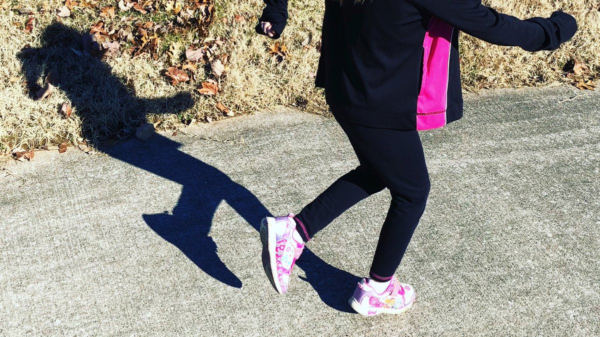 JulieWeckenborg's tweet photo. Do you need more energy to keep up with your kids or grandkids? Then grab your free copy of Energizing Smoothies.

https://t.co/45EoR79mUf

#energyboost #energy #tired #smoothie #tirednomore #energizing https://t.co/1tYwAyLY8l