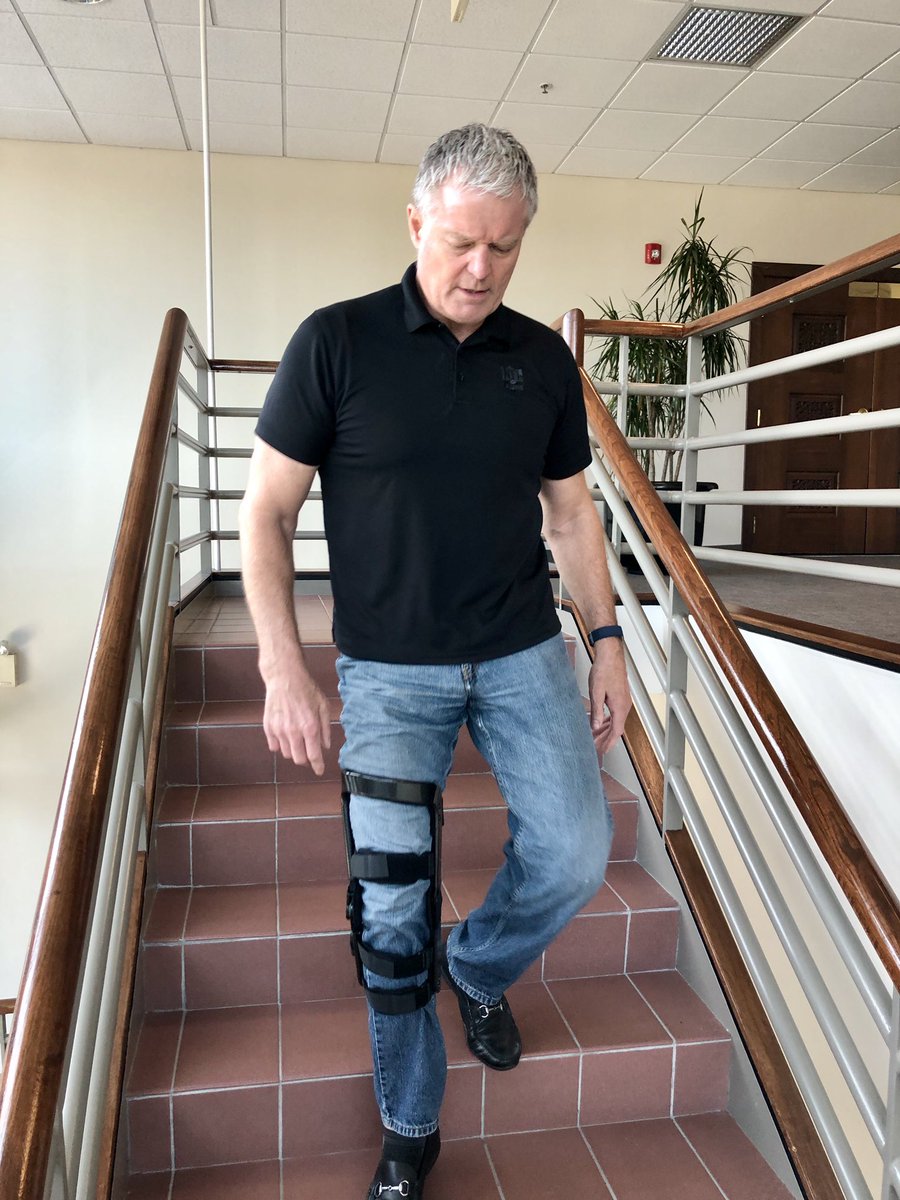 NFLAlumni's tweet photo. Our President @B_Oates65 is jumping into Spring with his new @springloadedtech state of the art knee brace!
Be on the lookout for Member Benefit details in the coming days to find out how to get yours!
#NFLAlumni #CaringforOurOwn #KneeBrace #KneeTech #SpringLoadedTechnology https://t.co/HbfeDtw0qR