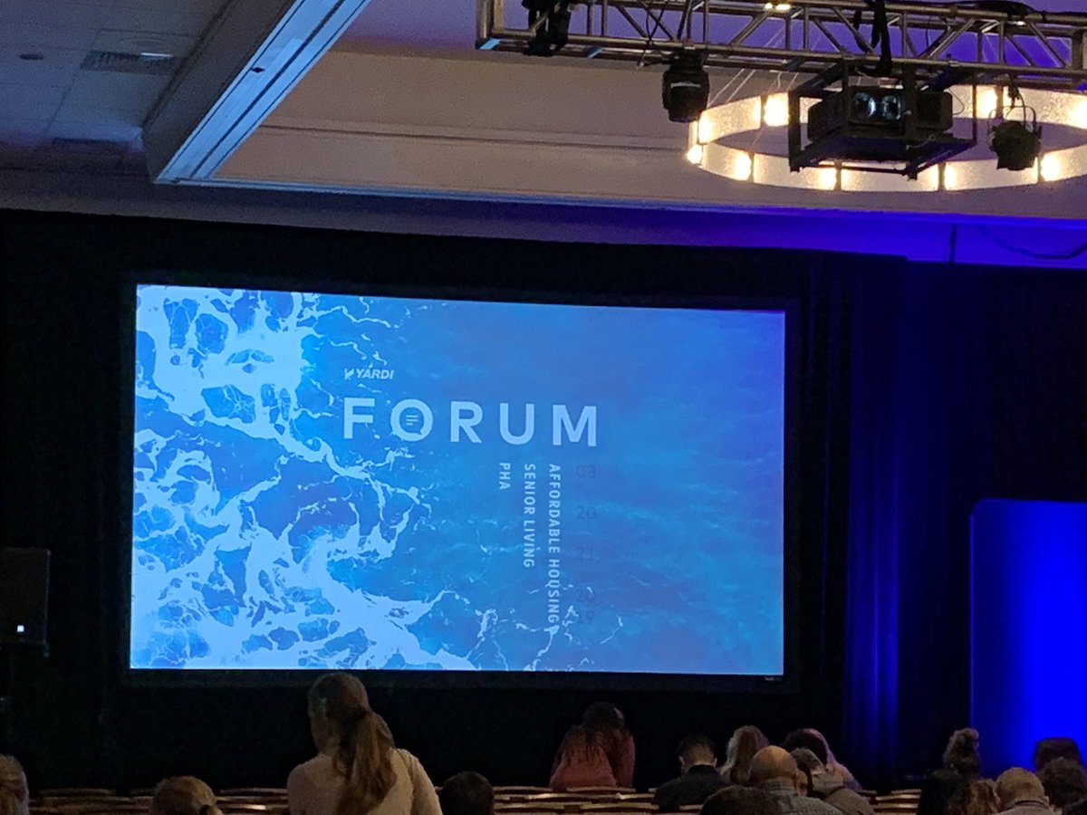 nsoria65's tweet photo. #YardiForum. Great time https://t.co/8M9O5xaSOU