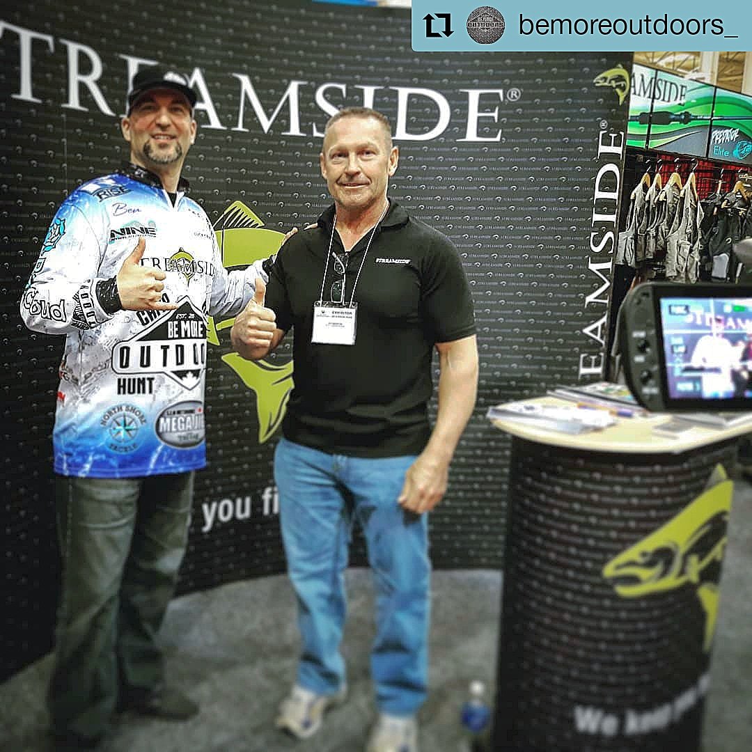 i2icustom's tweet image. Ben McWhinney proudly showing off the wicked custom jersey we made him. 

#Repost @bemoreoutdoors_
#sundayfunday 🎣🇮🇪🍻
Head over to the #Streamside  @wekeepyoufishing booth to see all that's #new in 2019

@worldfishingnetwork @sportsmenshowto @wekeepyoufishing
